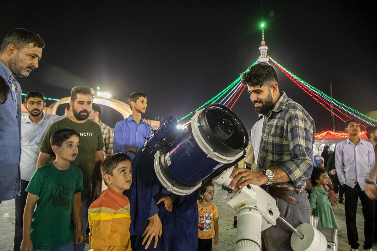 رصد زیباترین خسوف قرن از آسمان مسجد جمکران