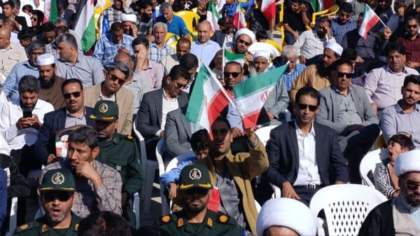 حضور حماسی مردم انقلابی بندرخمیر در راهپیمایی ۲۲ بهمن