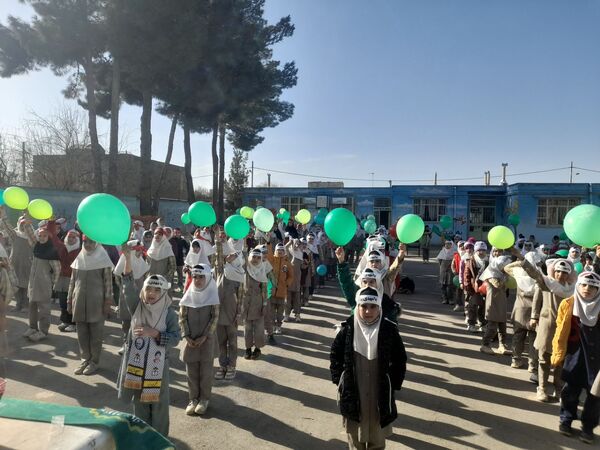 جشن نیمه شعبان در مدرسه شهید محمد حسین الیشه 