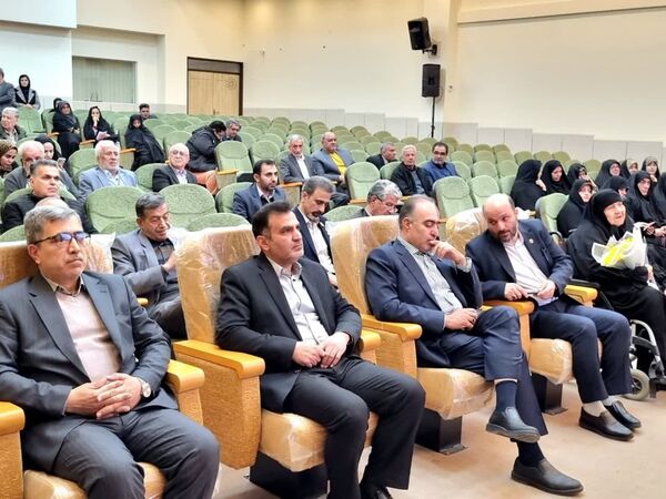 مراسم افتتاحیه مدرسه خیرساز شهیدان بارفروش در کاشان