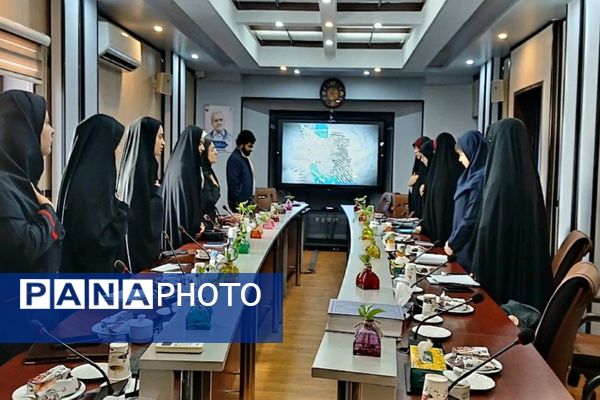 برگزاری دومین جلسه شورای دانش‌آموزی شهرستان‌های استان تهران 