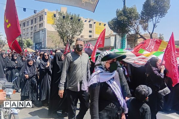 جاماندگان اربعین حسینی در مسیر قبله تهران