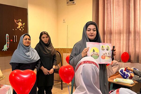 جشن شکوفه‌ها در مدارس بهارستان‌دو؛ آغاز سفری تازه برای کلاس اولی‌ها
