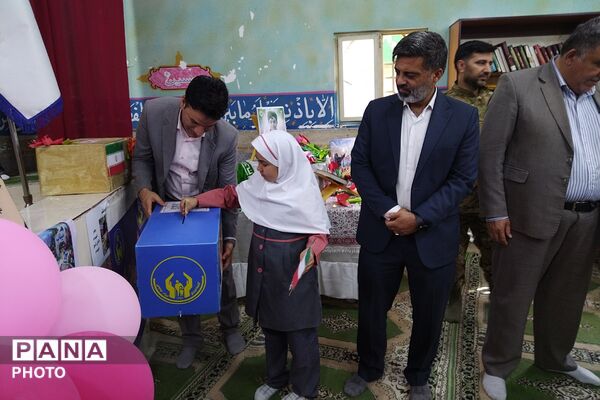 برپایی جشن عاطفه ها در آموزشگاه سردار جنگل چهاردانگه