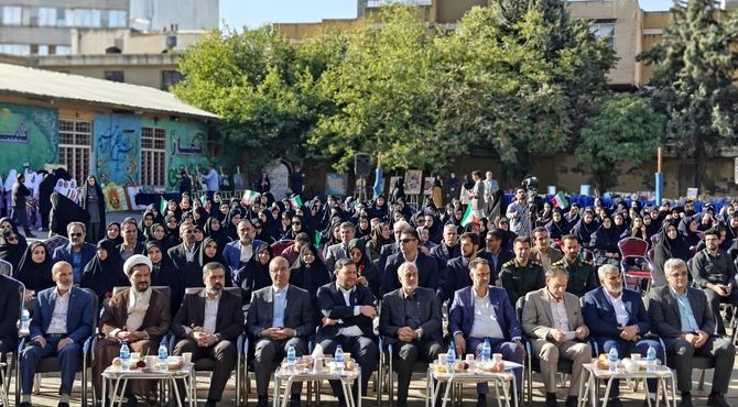 نواخته شدن زنگ آغاز سال تحصیلی در کرمانشاه 