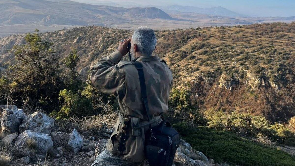 تماشای مستند " لحظه های وحشی ایران" از قاب شبکه تهران