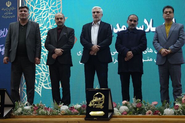 سومین جلسه دوره آموزشی مدیران دبیرستان های نمونه دولتی و شبانه‌روزی استان خراسان رضوی