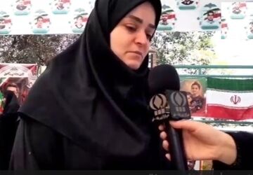 گلباران مزار شهدا با حضور مربیان سازمان دانش آموزی قم