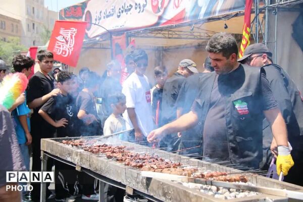 اجتماع باشکوه جاماندگان اربعین‌حسینی در فردیس 