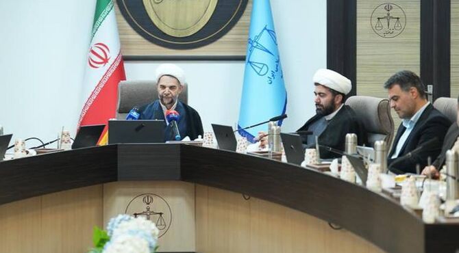 کاهش جمعیت کیفری زندان‌ها با همکاری قوای سه گانه محقق می‌شود
