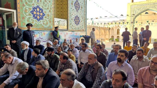 مراسم غبارروبی ضریح مطهر حضرت سلطانعلی(ع) همزمان با میلاد پیامبر(ص) و امام صادق(ع) در مشهد اردهال