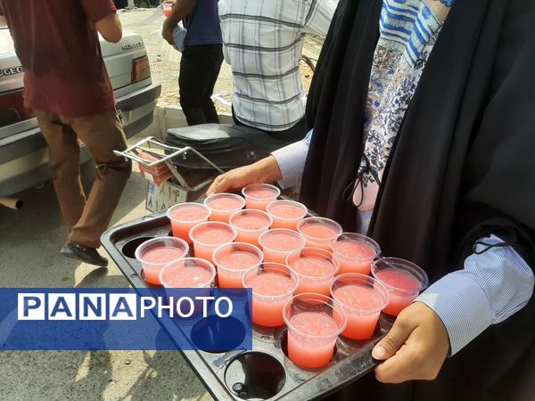 موکب سازمان دانش‌آموزی میناب در میلاد پیامبراکرم(ص)