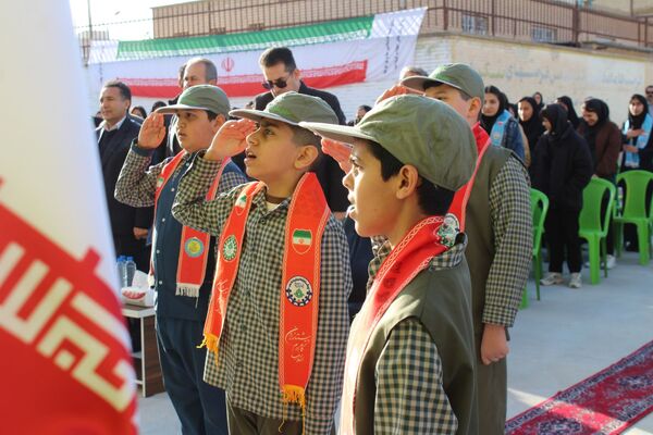تجهیز هنرستان ۱۲ کلاسه «بصیرت سملقان»  به امکانات آموزشی نوین