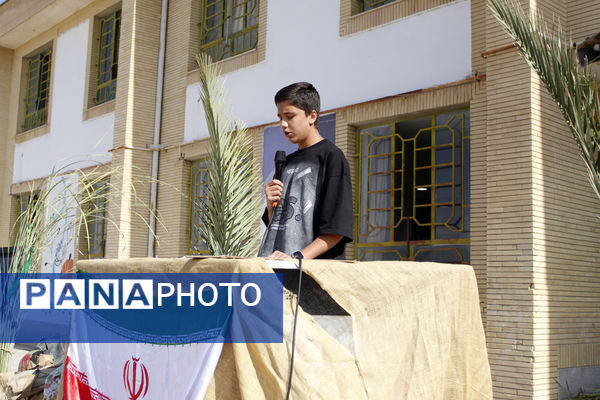 گرامیداشت هفته دفاع مقدس در دبیرستان شریعتی جاجرم