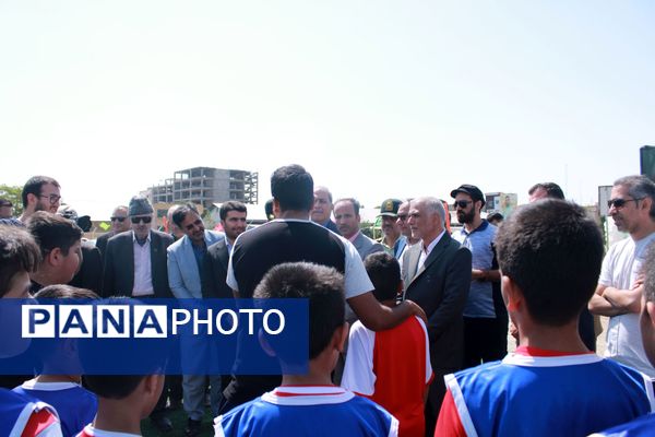 آیین افتتاحیه بزرگترین زمین چمن مصنوعی آموزش و پرورش خراسان رضوی در حاشیه شهر مشهد 