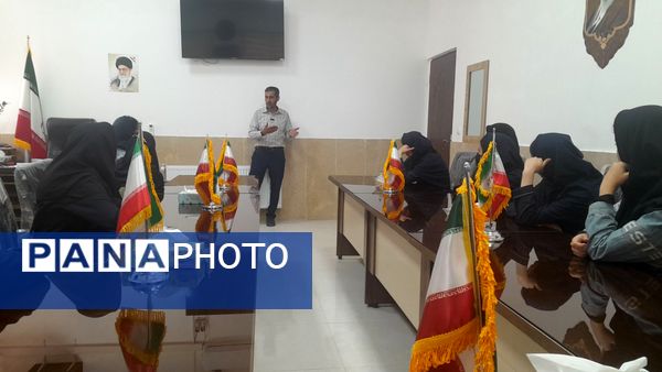 بازدید دانش‌آموزان مدرسه حضرت فاطمه(س) از شهرداری و مرکز سلامت کدکن