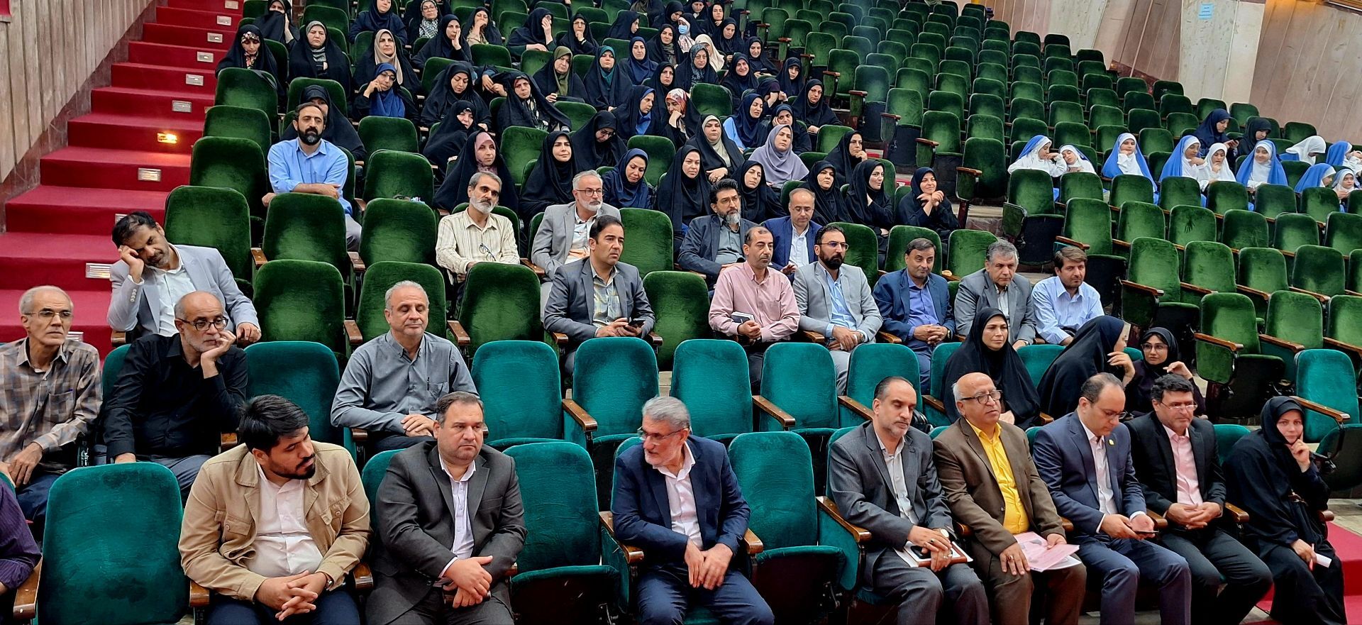 اجلاس توانمندسازی مدیران مدارس منطقه ۱۰ تهران