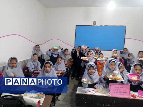 روز جهانی تخم مرغ در نیشابور 