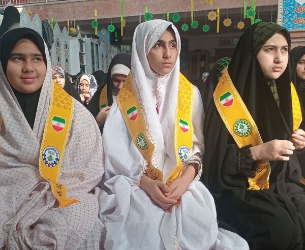 برگزاری اعتکاف دانش‌آموزی در مسجد بقیه الله شهرستان بجنورد 