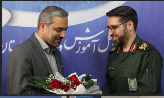 برزگرای جشنواره طلایه داران  به منظور  قدردانی از تلاش‌ها و دستاوردهای دانش‌آموزان و مدیران مدارس ملارد 