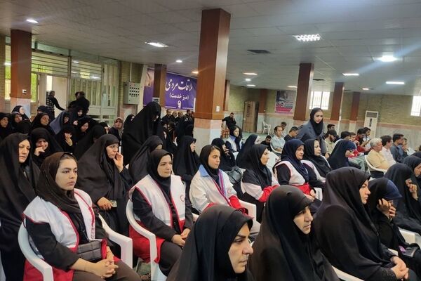 خانه هلال احمر ماهدشت؛ ضامن نظم و آرامش در مراسم وداع با پیکر مطهر «رهبر شهید» است