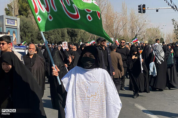  راهپیمایی اقتدار بعد از نماز جمعه - مصلای تهران