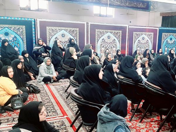 جلسه آموزش خانواده در دبیرستان دخترانه شهر آرا ۲