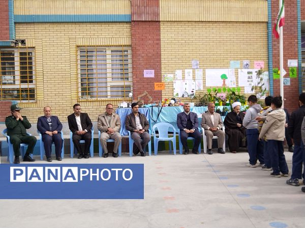 روز درختکاری و روز آموزش همگانی حفظ محیط زیست در مدرسه پویندگان فرهنگ شهرستان خلیل آباد 
