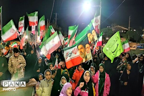 وحدت، راز ماندگاری شب‌های حماسه است