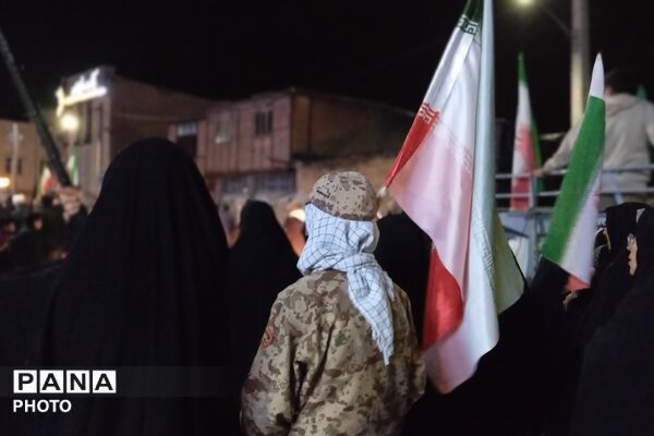مردم بن تا پیروزی نهایی در خیابان می‌مانند