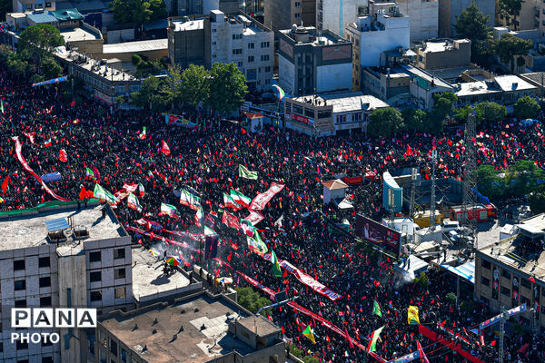 تشییع پیکر رهبر شهید انقلاب در مشهد مقدس-۱
