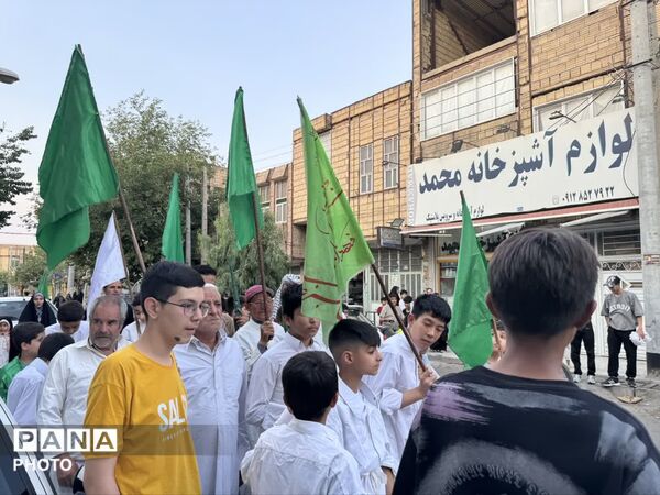 نمایش بازسازی واقعه غدیر در محله شیخ آباد قم