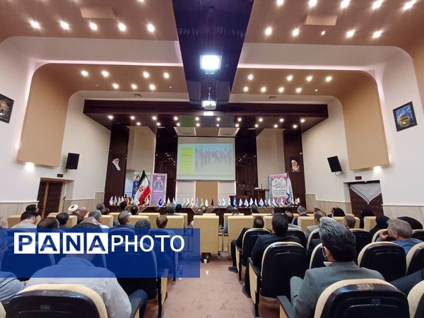 مراسم تکریم و معارفه رئیس آموزش و پرورش شهرستان برخوار