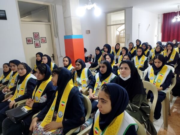 اردوی آموزشی مهارتی پیشتازان دختر آموزش و پرورش ناحیه ۳