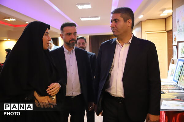 نشست صمیمی مدیرکل آموزش و پرورش تهران با مدیران مدارس منطقه ۱۳