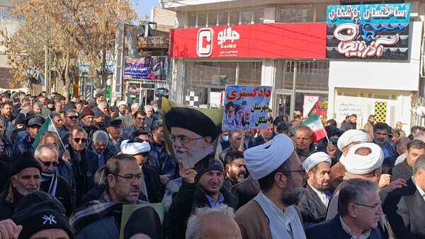 خروش مردم ملکان در محکومیت اغتشاشات اخیر