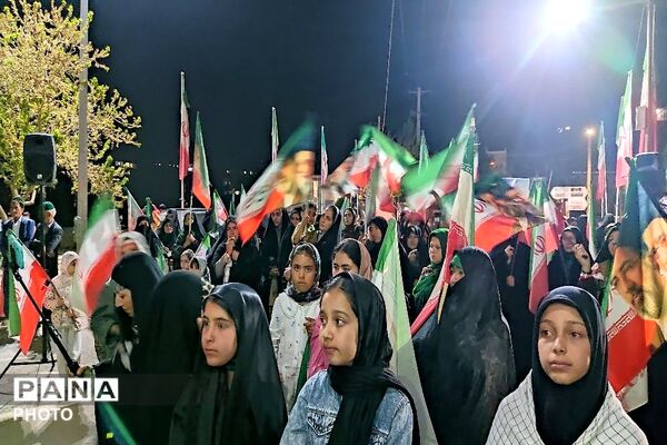 از انتقام خون شهدا صرف نظر نخواهیم کرد