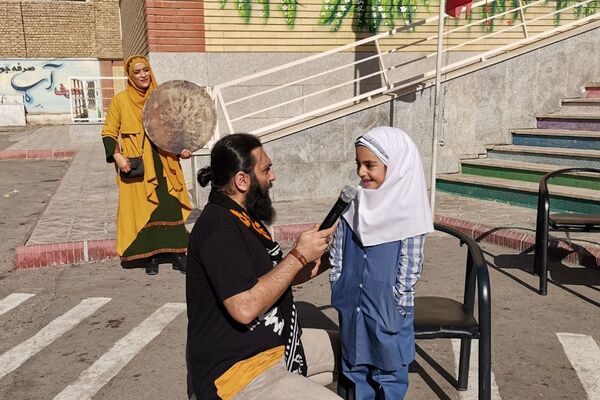جشن روز دختر و روز جهانی کودک در دبستان زنده یاد قمصری