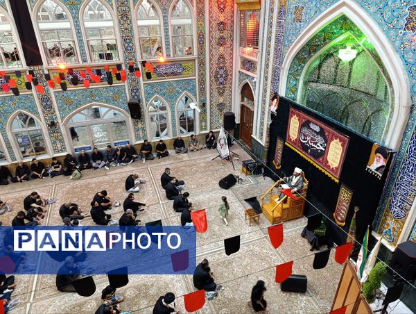 مراسم عزاداری امام حسین (ع) در شب تاسوعای حسینی 