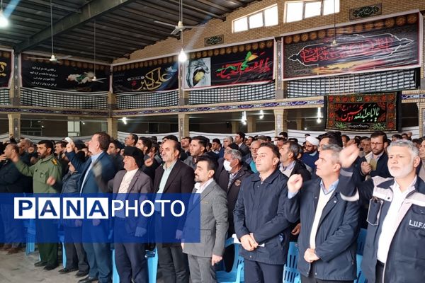 وفاداری مردم فلارد به آرمان‌های انقلاب در یوم‌الله ۹ دی تجلی یافت