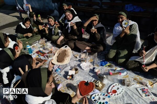 ایستگاه‌ نشاط و شادی در دبستان رضوان