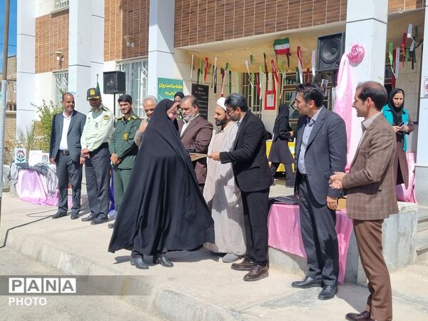 انتخابات همیاران مشاور در دبیرستان دخترانه خاندان فریدی