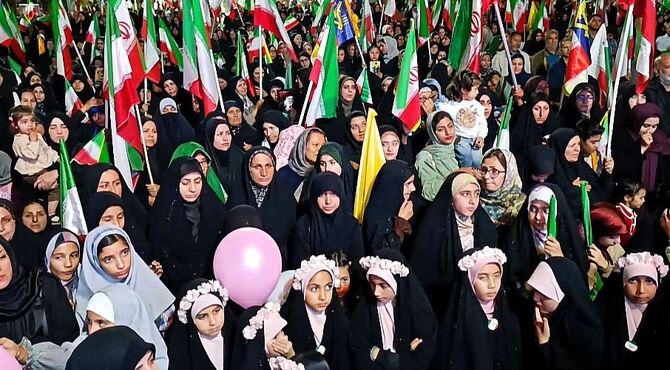 میدان حماسه‌سازان، میزبان دختران