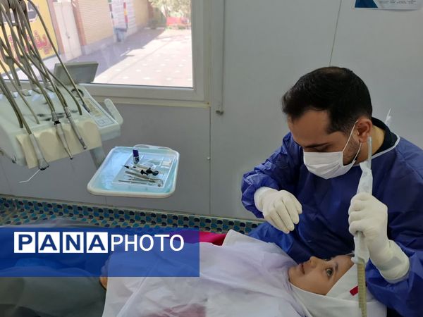 لبخند سالم، مدرسه شاد