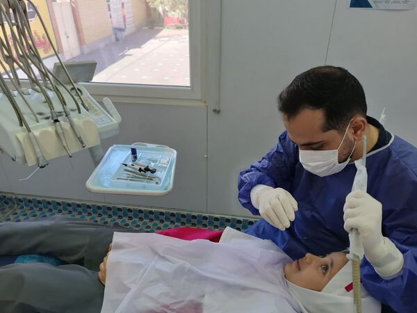 لبخند سالم، مدرسه شاد