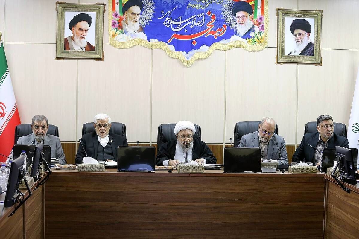 تاکید رئیس مجمع تشخیص مصلحت نظام بر اهتمام دولت در تامین اقلام معیشتی و مایحتاج مردم