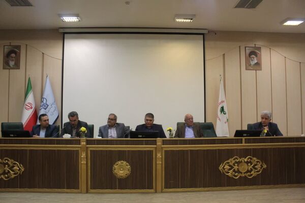 نشست خبری انجمن داروسازان یزد