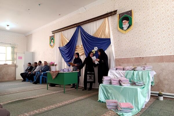 تجلیل از رتبه های برتر آموزشگاه خلیج فارس مروست