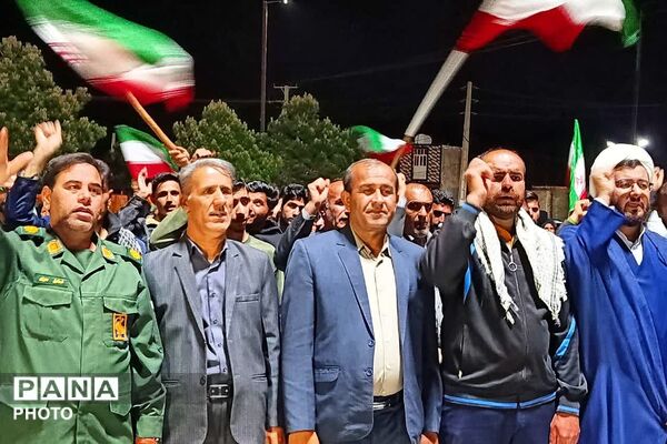 دیشموکی‌ها همچنان پای کار انقلاب