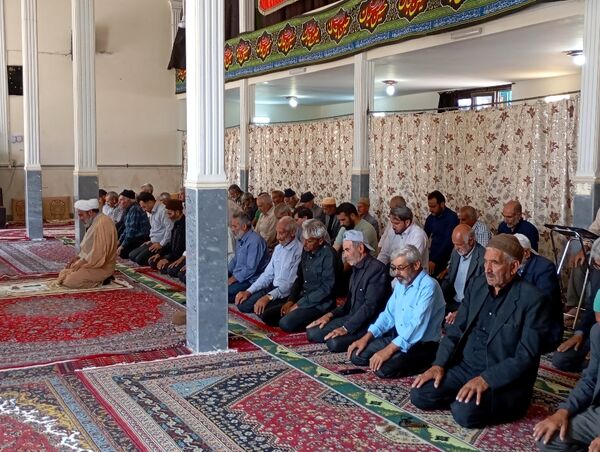 نماز جمعه در شهر تیتکانلو